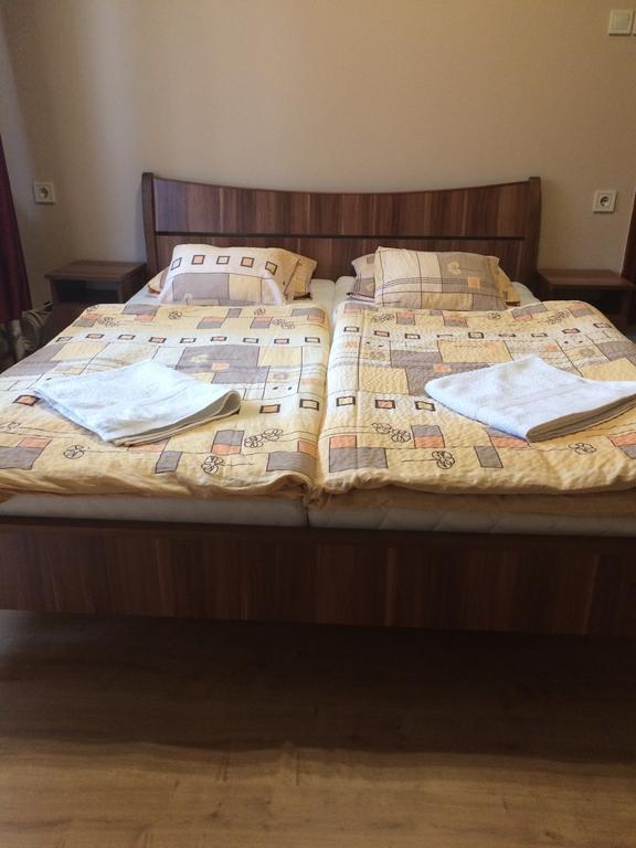 Rozsakert Panzio Hotel Nyíregyháza Екстериор снимка